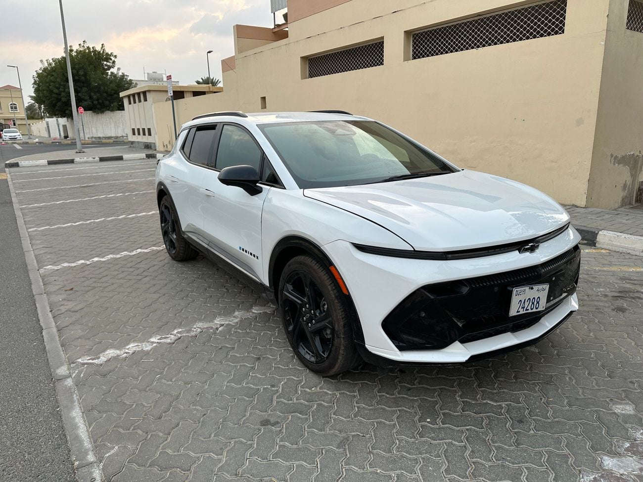 Chevrolet Equinox 2024 — DubiCars