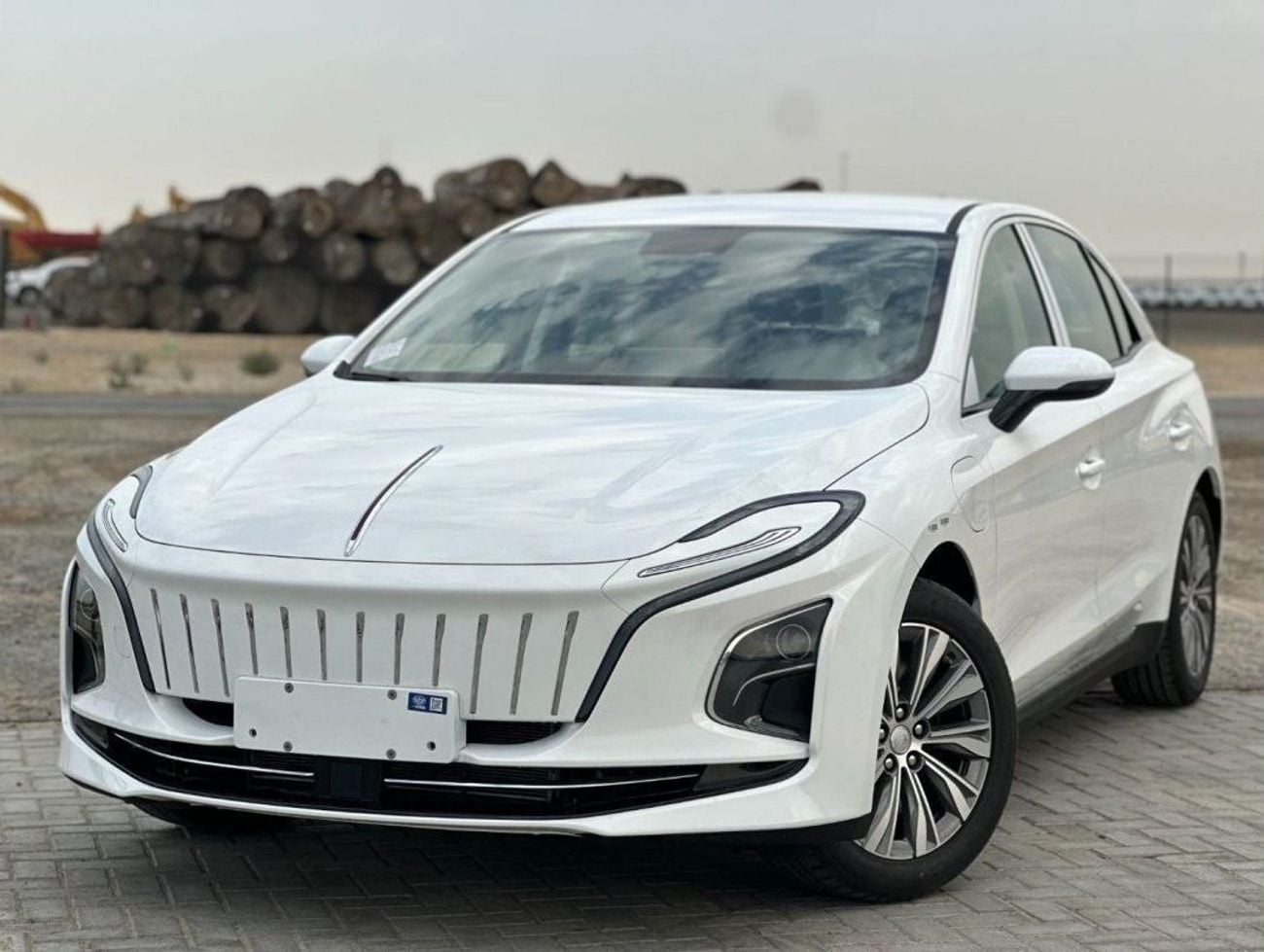 Hongqi E Qm 5 2024 — DubiCars