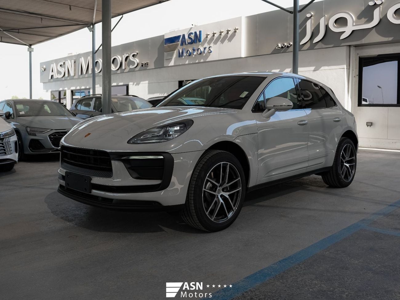 Porsche Macan Turbo 2025 — DubiCars