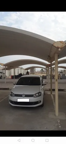 Volkswagen Polo 2013 — YallaMotor